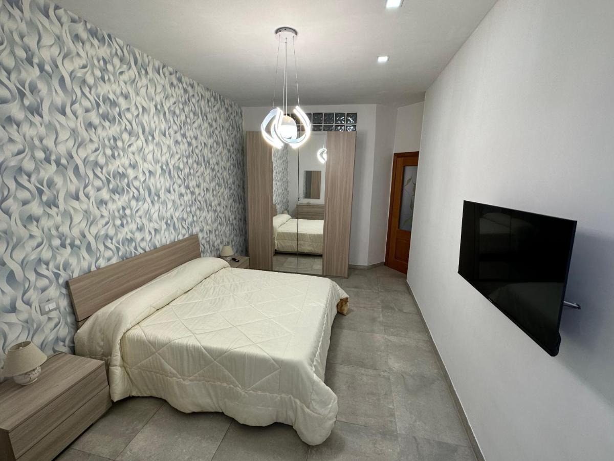 B&B Infinity Napoli Bagian luar foto