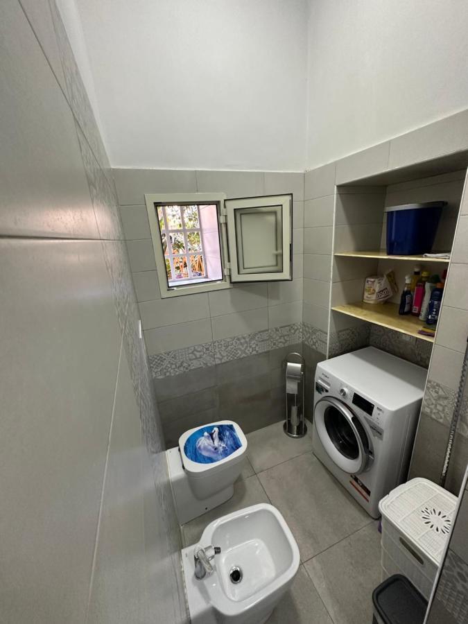 B&B Infinity Napoli Bagian luar foto