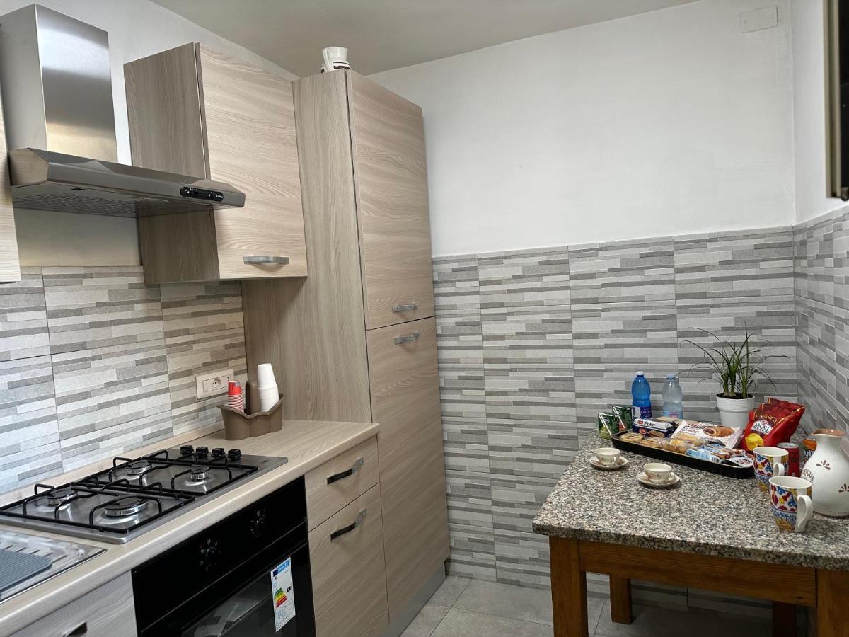 B&B Infinity Napoli Bagian luar foto